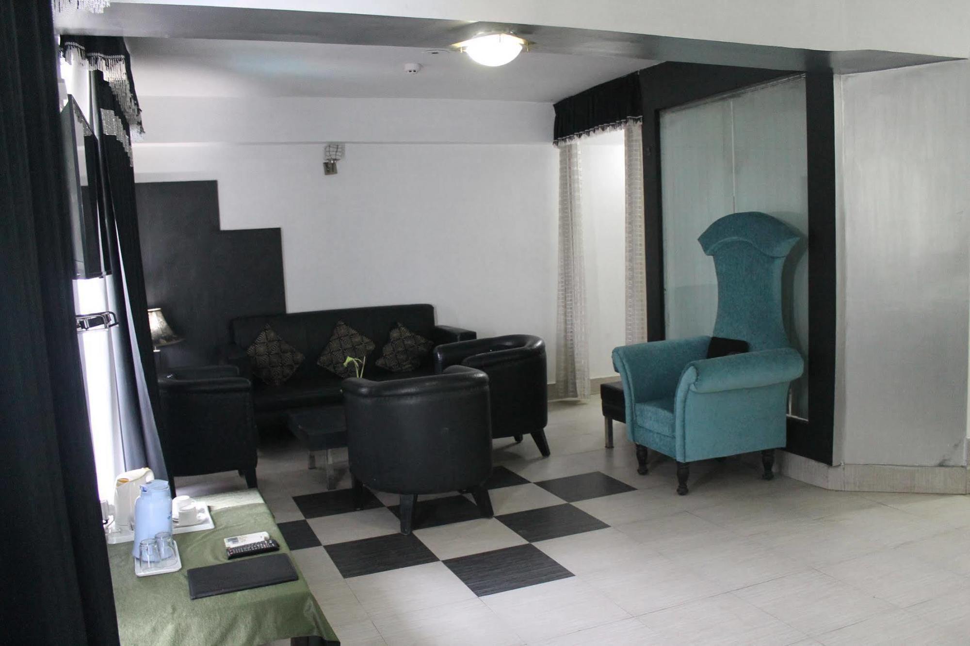 Aravali Clarks Inn Alwar Eksteriør bilde