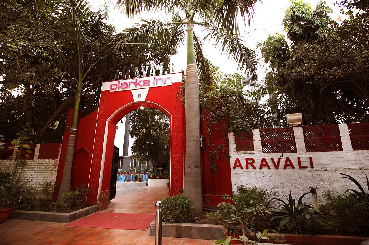 Aravali Clarks Inn Alwar Eksteriør bilde